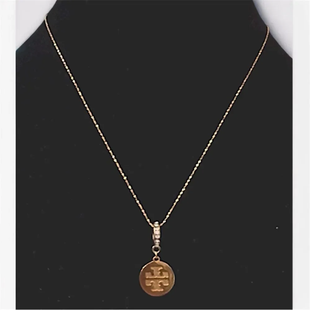 TORY BURCH 18K GOLD LOGO CHARM ITALY CHAIN NECKLACE